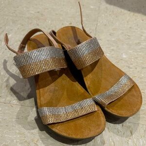 Daisy Fuentes Wedges